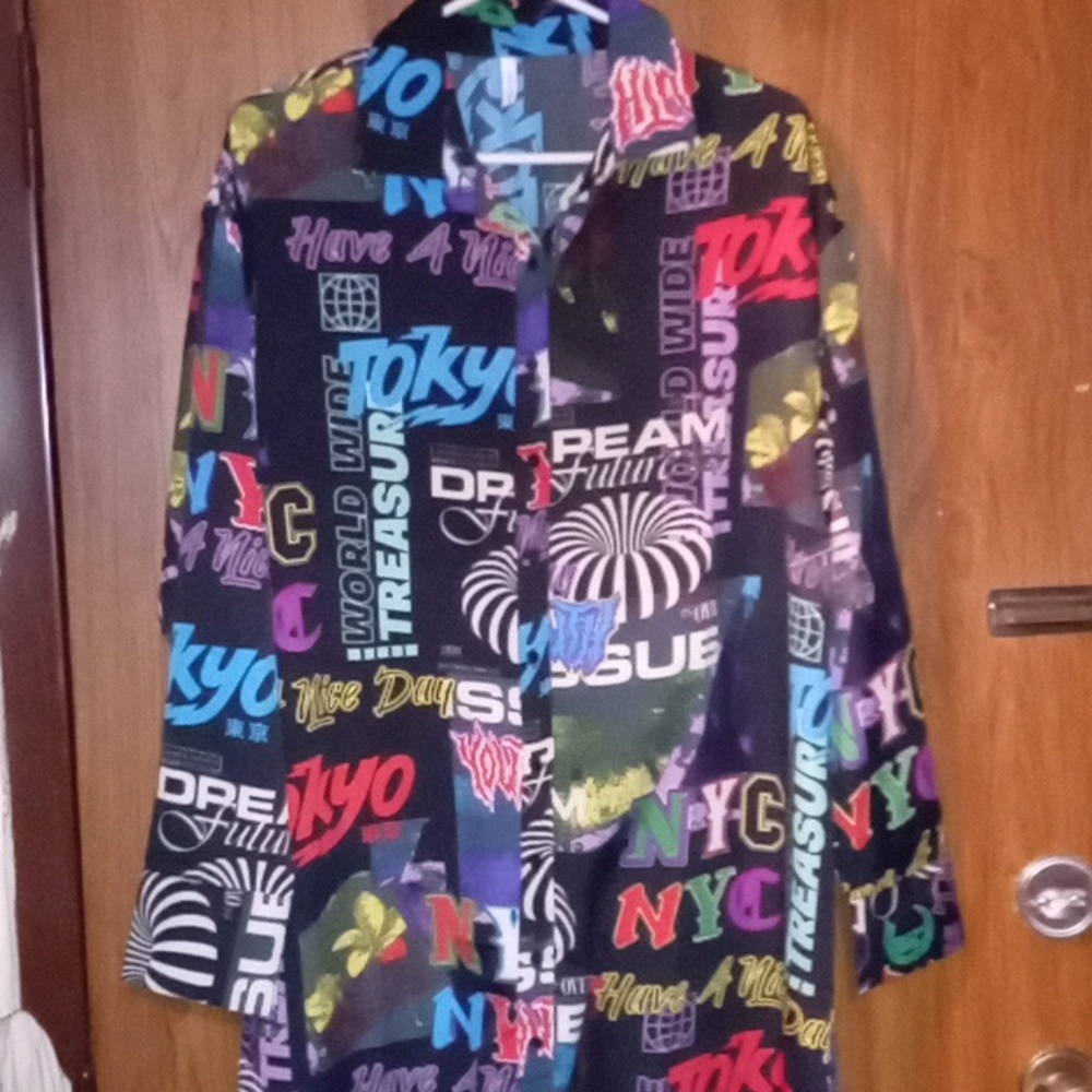 Very Unique & Fun Graffiti Duster/Dress - (Size Large)